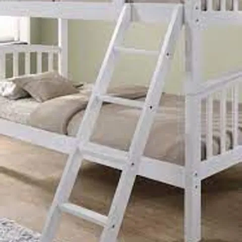 BOXED WHITE BUNK BED LADDER (1 BOX)
