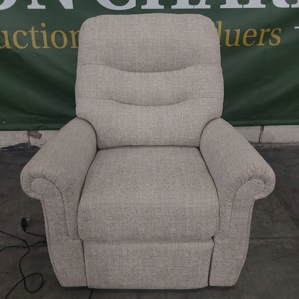 QUALITY BRITISH DESIGNER G PLAN HOLMES POWER RECLINING EASY CHAIR EIDER SAND FABRIC