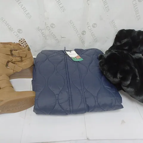 BOX OF 5 ASSORTED CLOTHING ITEMS TO INCLUDE FLUFFY BLACK SLEEVELESS JACKET, BLOWFISH MALIBU SHOES, ETC