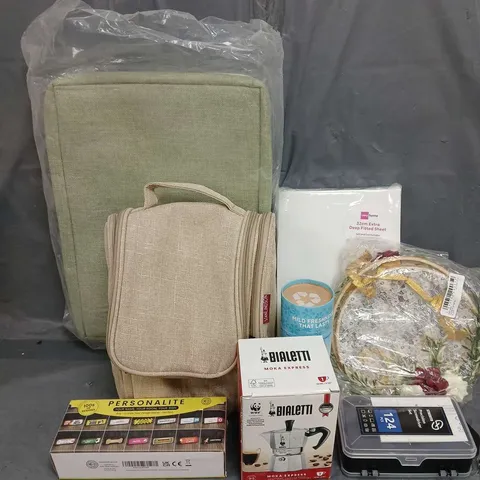 LARGE BOX OF APPROXIMATELY 12 ASSORTED ITEMS TO INCLUDE - BIALETTI MOKA EXPRESS CAFFETTIERA - 32CM EXTRA DEEP FITTED SHEET - PRECISION SCREWDRIVER SET - ETC