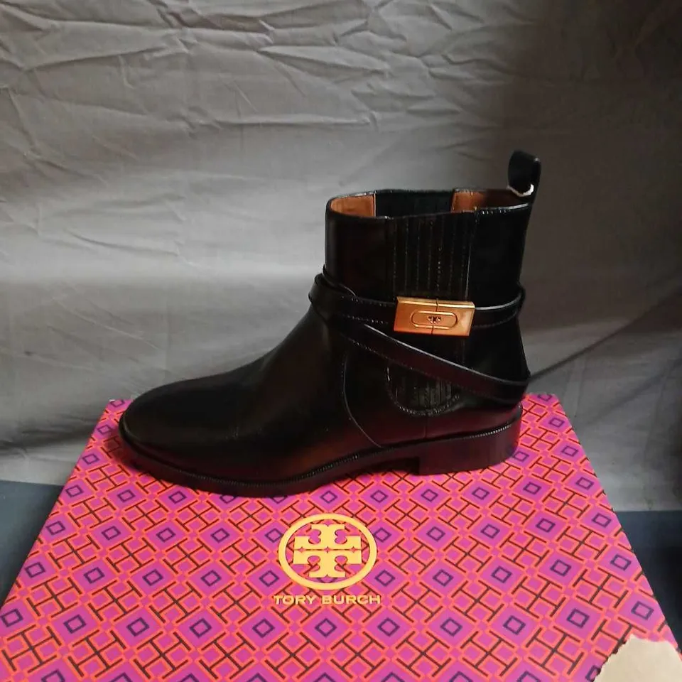 TORY BURCH CHELSEA BOOTIE – 30MM, PERFECT BLACK 006, SIERRA ANTIK, US 10