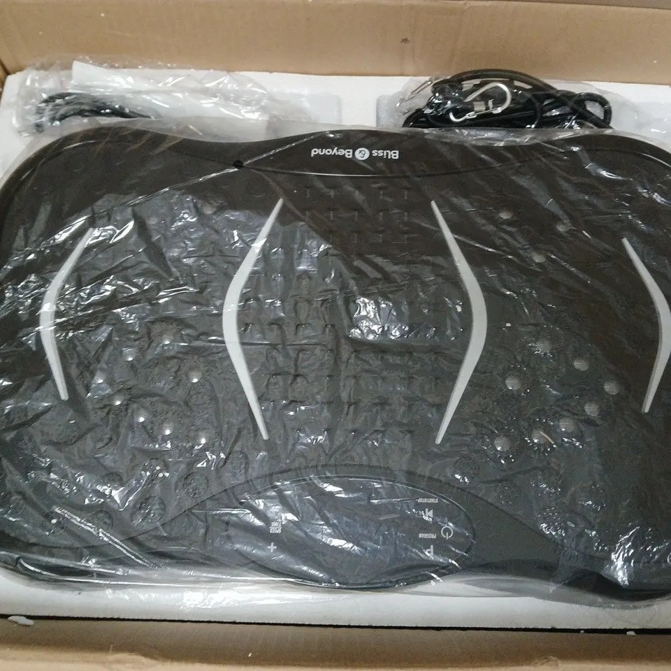 BOXED BLISS & BEYOND COREPULSE VIBRATION MASSAGER PLATE