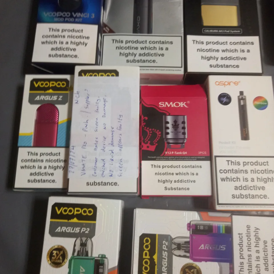 LOT OF APPROXIMATELY 25 ASSORTED VAPING ITEMS TO INCLUDE ASPIRE, VAPORESSO AND VOOPOO