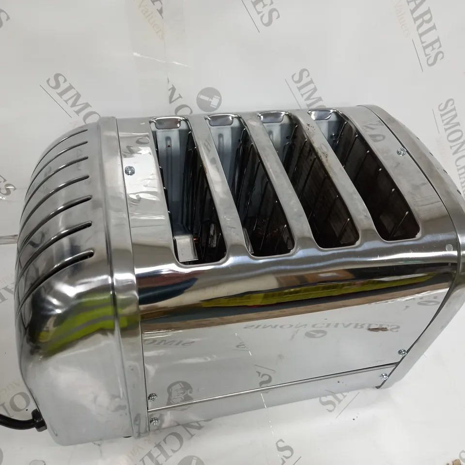 BOXED DUALIT 4 SLOT VARIO CLASSIC TOASTER WITH TWO SANDWICH CAGES
