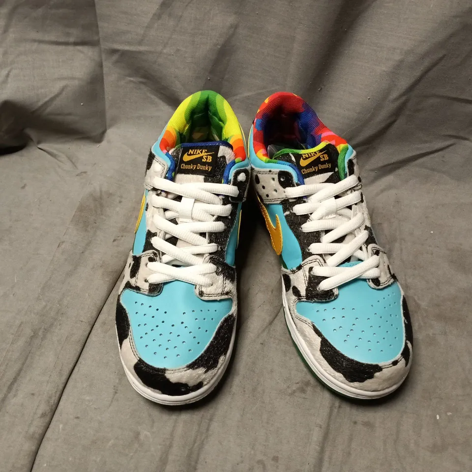 UNBOXED PAIR OF NIKE SB CHUNKY DUNKY TRAINERS COW PRINT MULTI - UK 8.5
