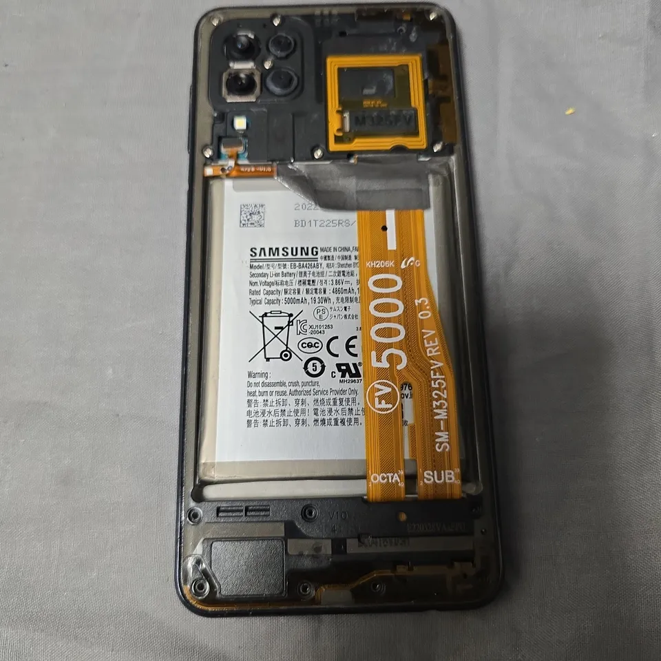 SAMSUNG GALAXY SMARTPHONE - BLACK, PARTIALLY DISASSEMBLED 