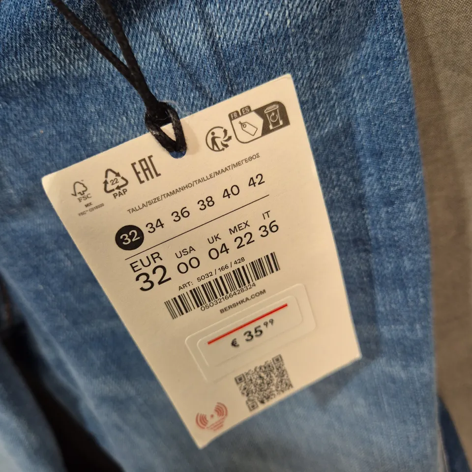 BERSHKA BLUE DENIM JEANS – SIZE 32 (WOMEN)