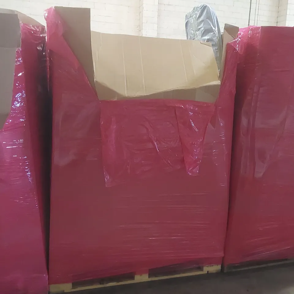 PALLET OF ASSORTED ITEMS INCLUDING: TELESCOPIC LADDERS, RUGS, BEE KEEPER SUITS, ELECTRIC BUG SWATTERS ECT
