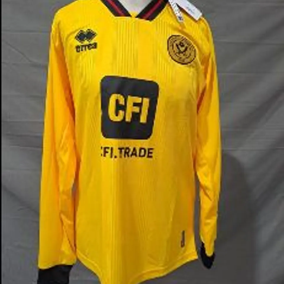 ERREA SHEFFIELD UNITED FOOTBALL CLUB T-SHIRT IN YELLOW SIZE SMALL