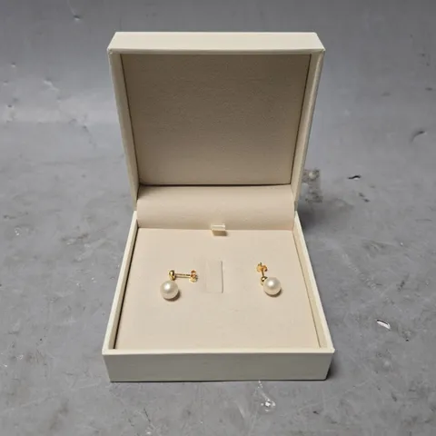 BOXED ASTLEY CLARKE PEARL EARRINGS 