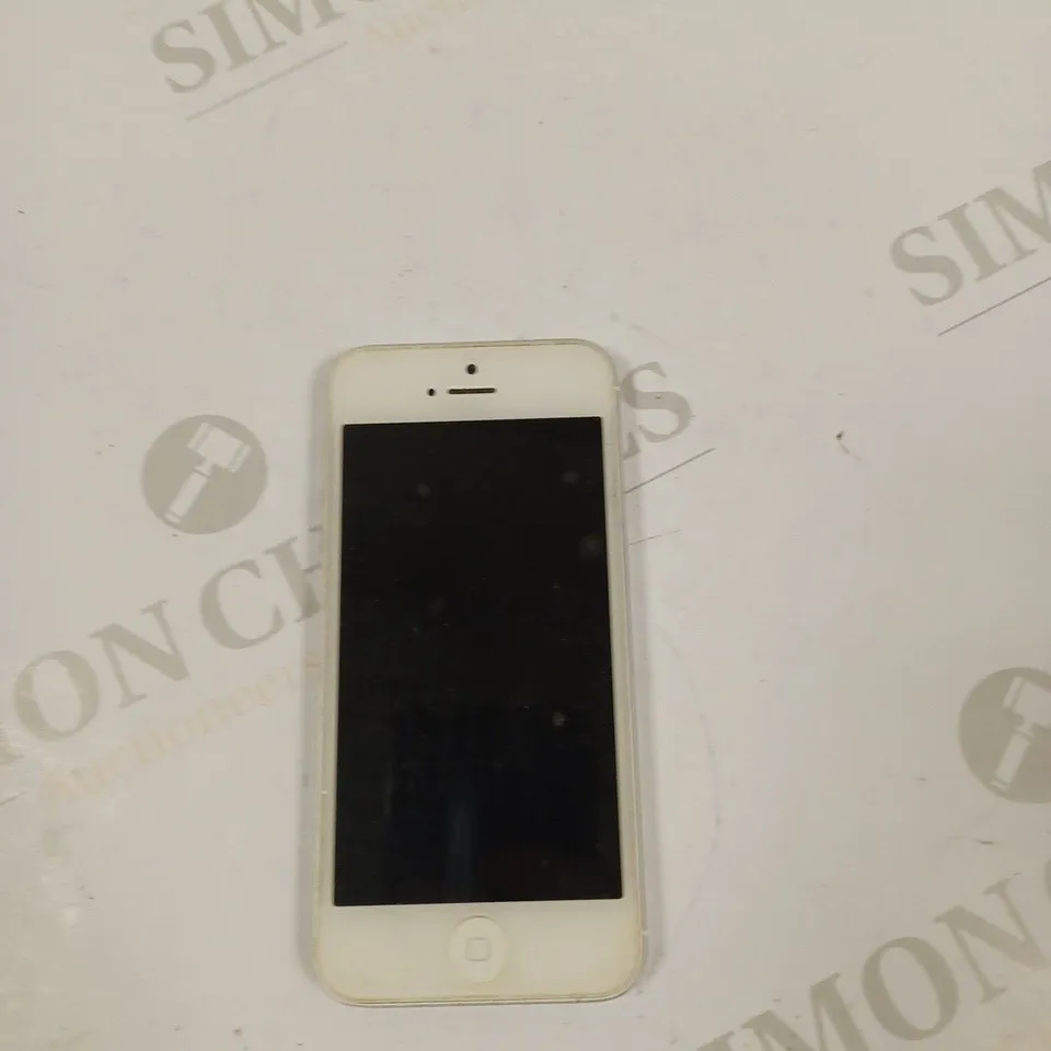 APPLE IPHONE 5 (A1429) SMARTPHONE 