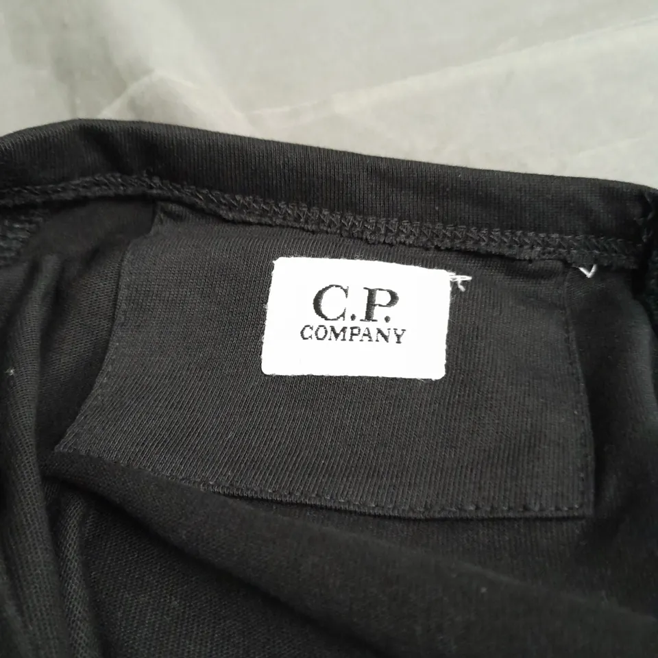 C.P COMPANY BLACK T-SHIRT - XL