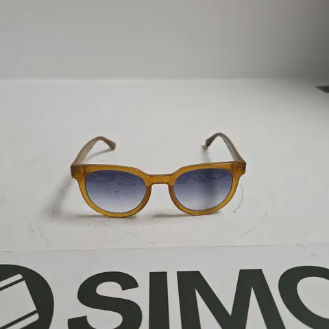 Havaianas Tambau Amber Frame Sunglasses 