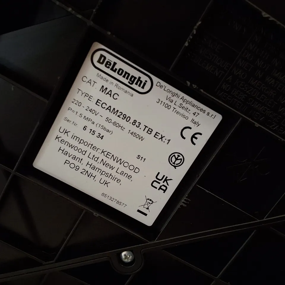 UNBOXED DE'LONGHI MAGNIFICA EVO ESPRESSO COFFEE MACHINE (ECAM290.83 TB EX1)