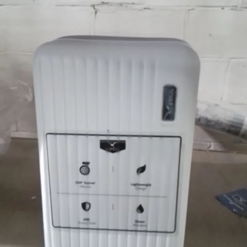 LUGG VACAY CABIN BAG WHITE