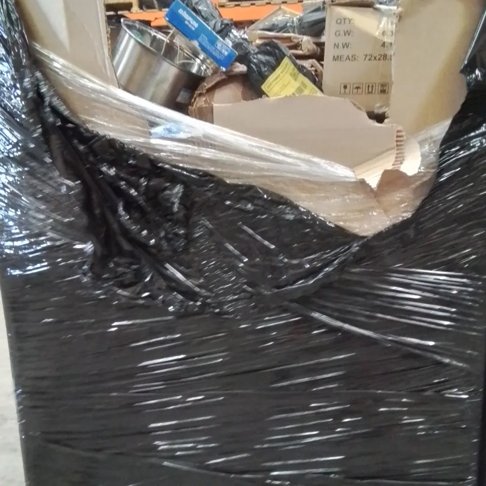 PALLET OF ASSORTED HOUSEHOLD GOODS AND PRODUCTS TO INCLUDE;DRYWALL SANDER,ELECTRONIC KEYBOARD,PAN