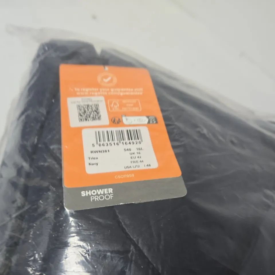 REGATTA GREAT OUTDOORS NAVY SHOWERPROOF JACKET – UK 16