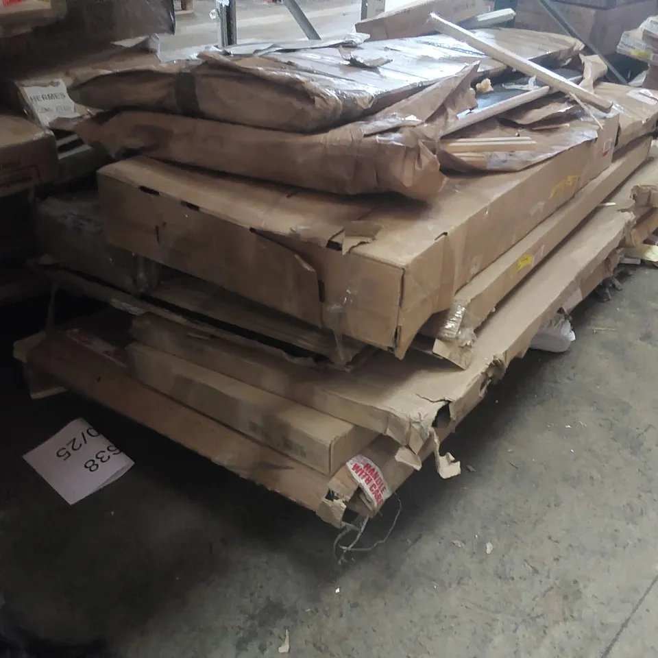 PALLET CONTAINING A LARGE ASSORTMENT OF FURNITURE PARTS ECT