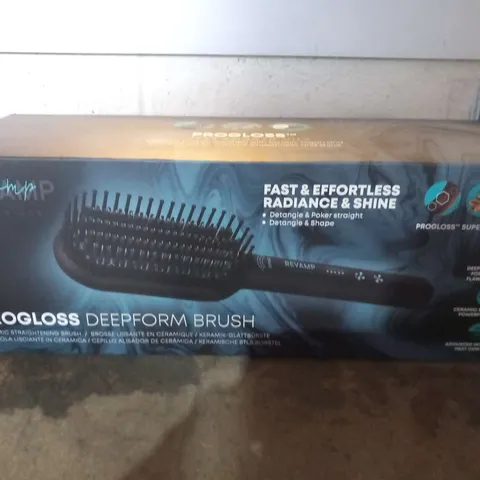TWO BOXED REVAMP PROGLOSS DEEPFORM BRUSH CERAMIC STRAIGHTENING BRUSH BR-2000-EU
