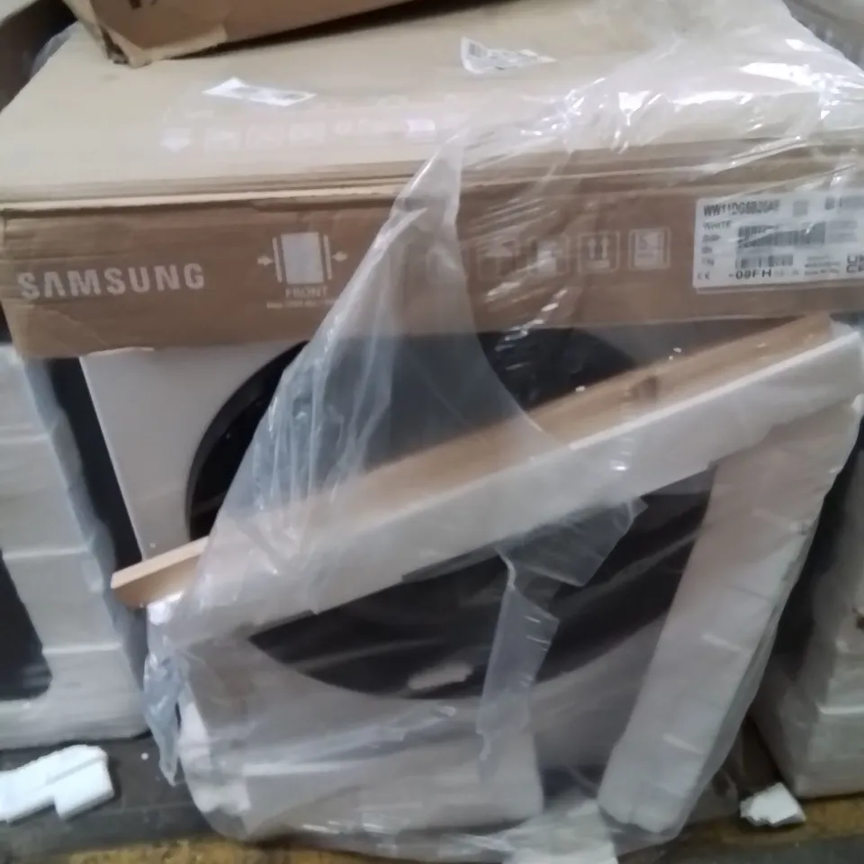 BAGGED SAMSUNG SMARTTHINGS SERIES 5 WHITE WASHING MACHINE