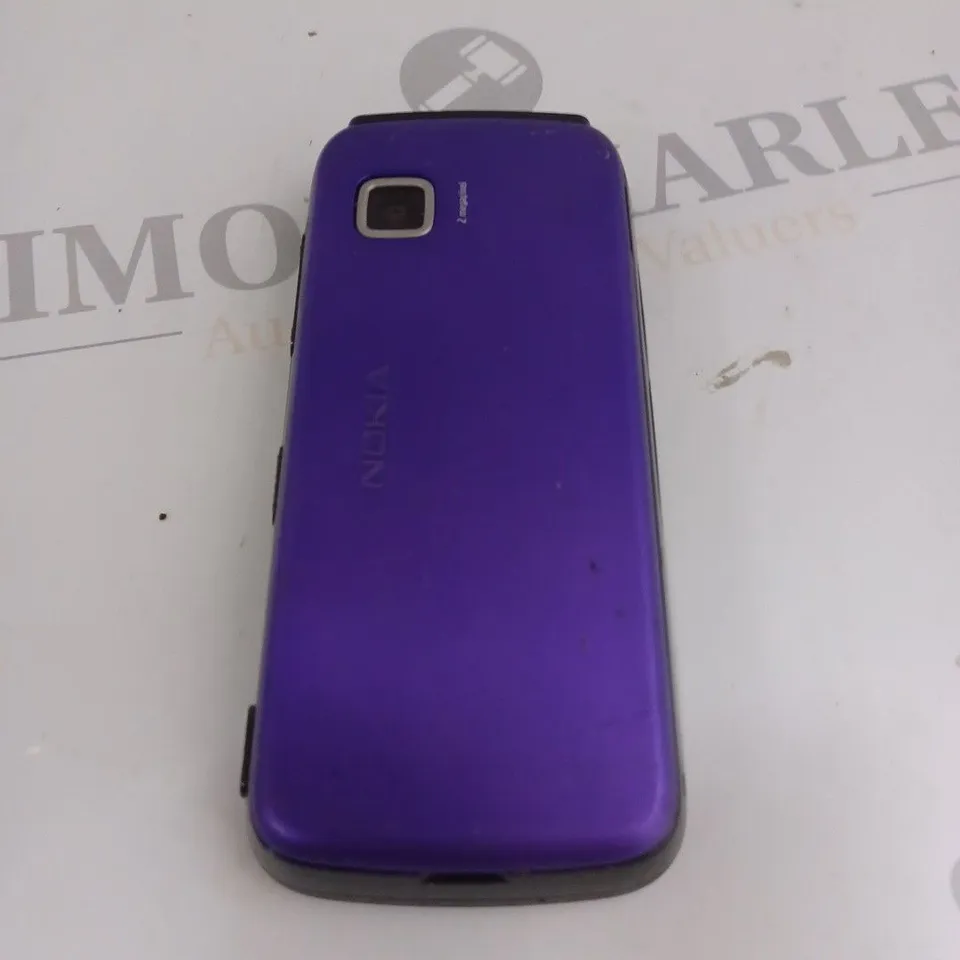 NOKIA MOBILE PHONE IN PURPLE 