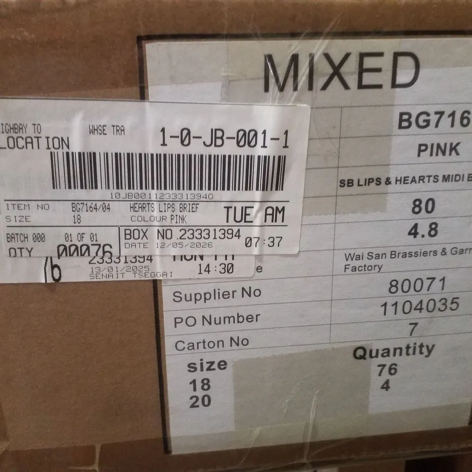 BOX CONTAINING APPROXIMATELY 76 BRAND NEW SIMPLY BE PINK HEART LIOS BRIEFS - SIZE 18