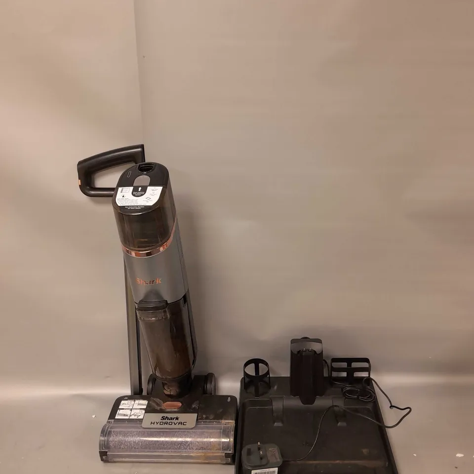 SHARK CORDLESS HYDROVAC 3-IN-1 HARD FLOOR CLEANING SYSTEM WD210UK 