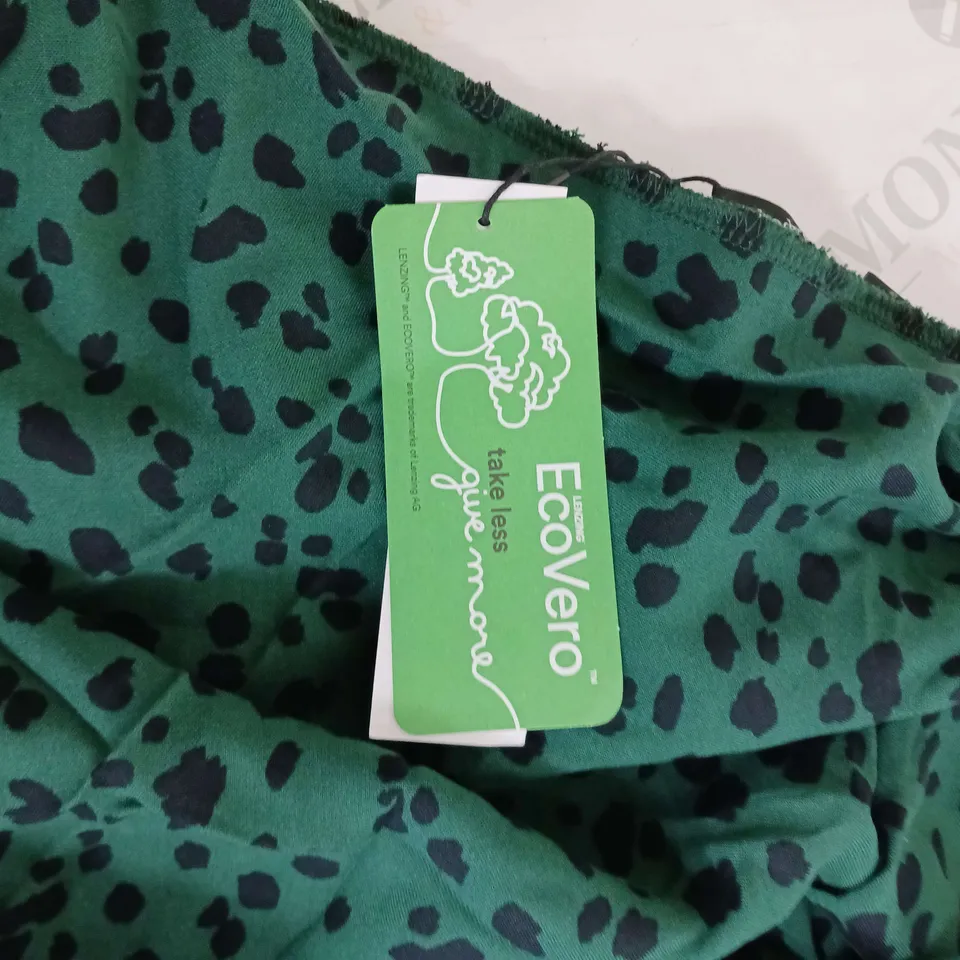 NOBODYS CHILD GREEN SKIRT SIZE UK 8