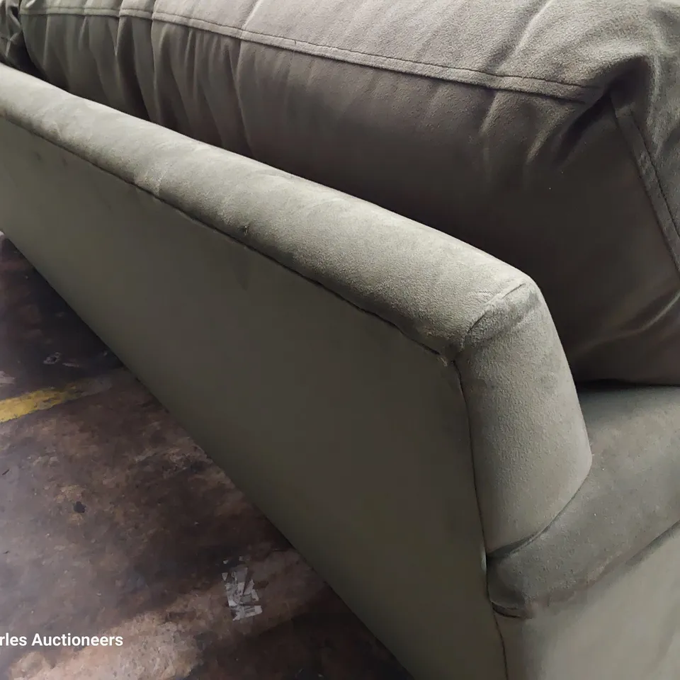 QUALITY BRITISH DESIGNER LOUNGE Co. ROSE THREE SEATER SOFA GREEN PLUSH FABRIC 