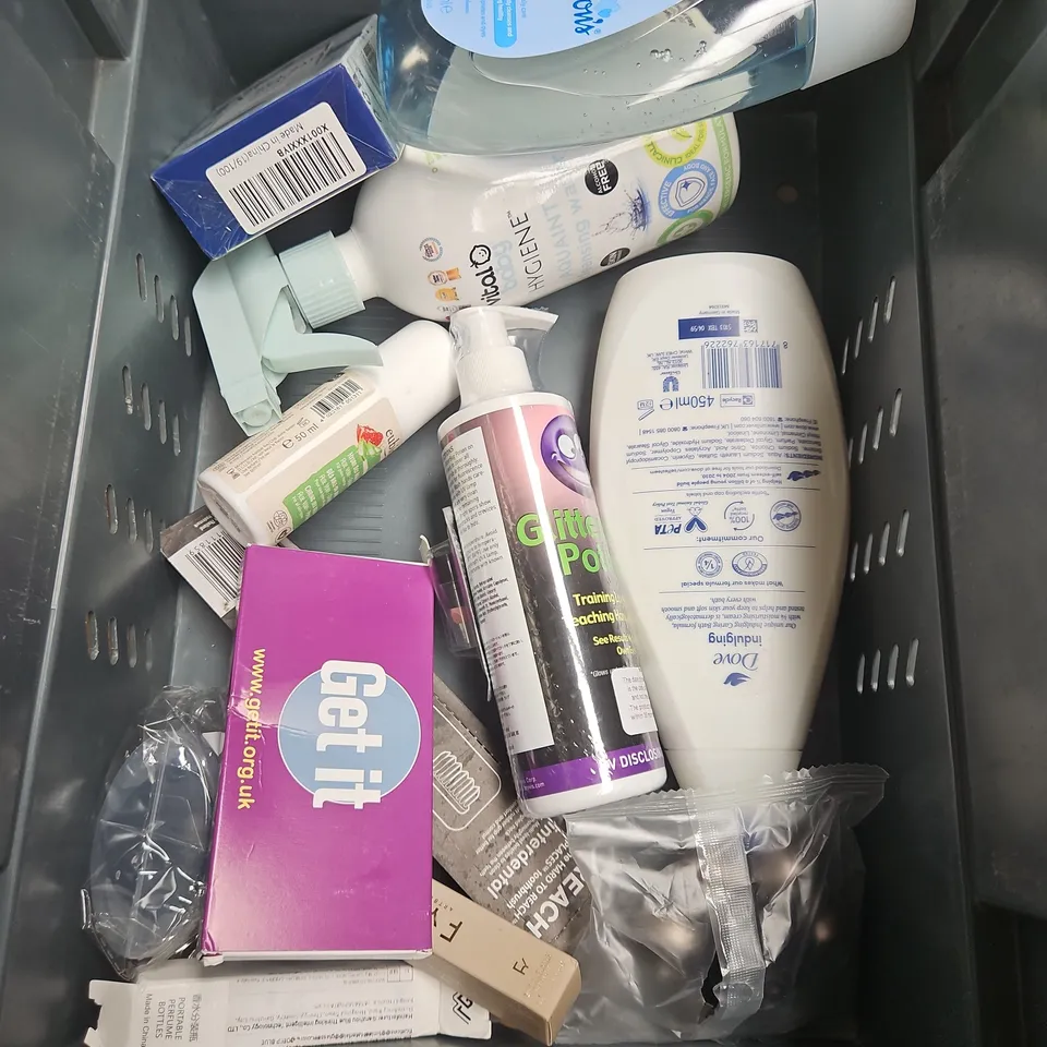 APPROXIMATEY 20 HEALTH AND BEAUTY PRODUCTS TO INCLUDE - KIEHL'S FACIAL FUEL - L'OCCITANE SHOWER GEL - GOLDWELL BOND PRO SHAMPOO & CONDITIONER - ETC