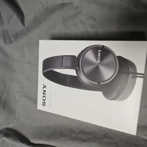 SONY MDR-ZX310 OVER-EAR HEADPHONES