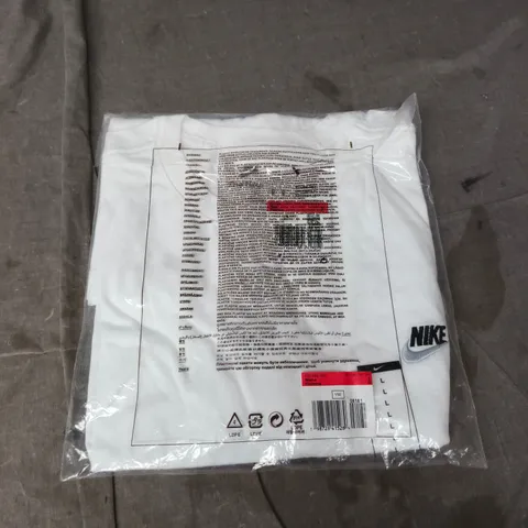 BAGGED NIKE CASUAL WHITE T-SHIRT – SIZE L
