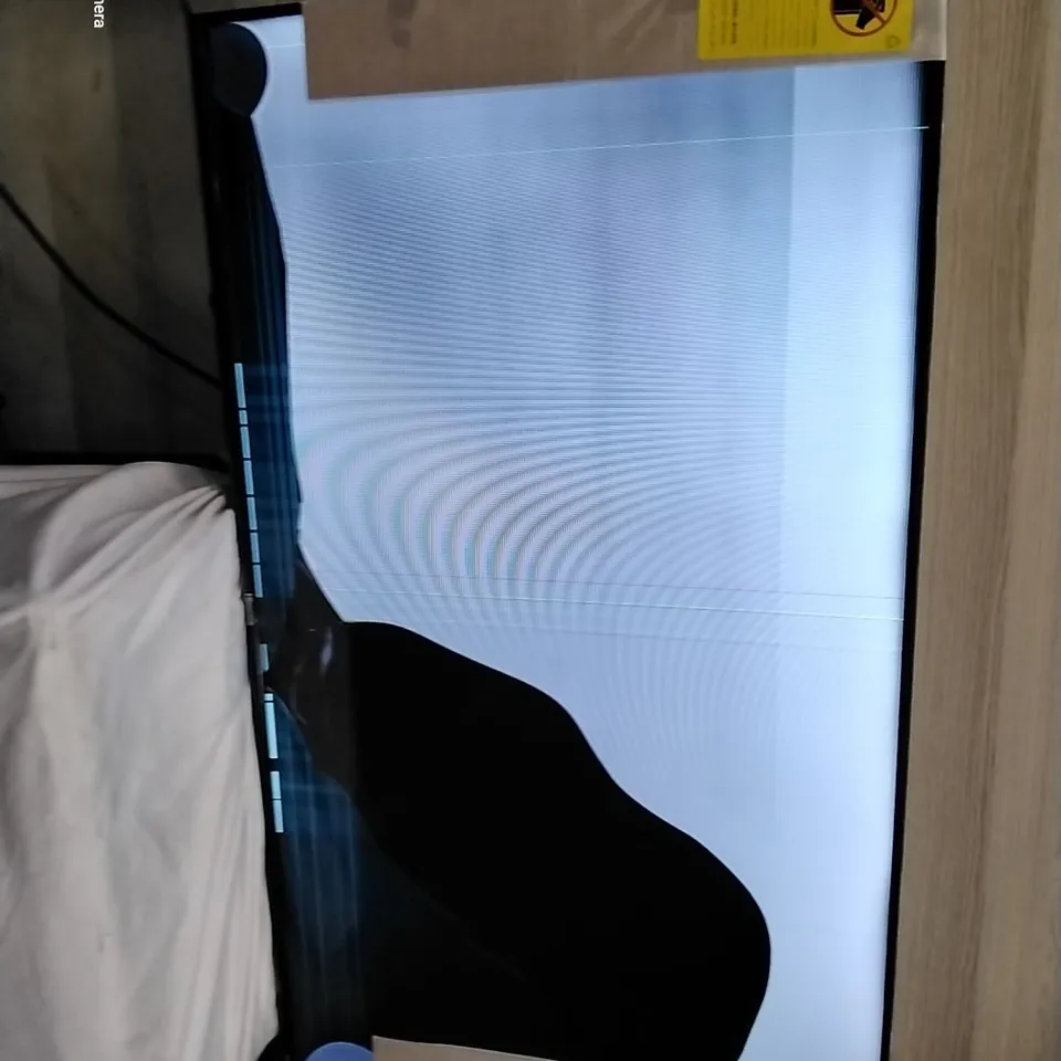 HISENSE ROKU TV 4K HDR SMART TV R7 SERUES 50"