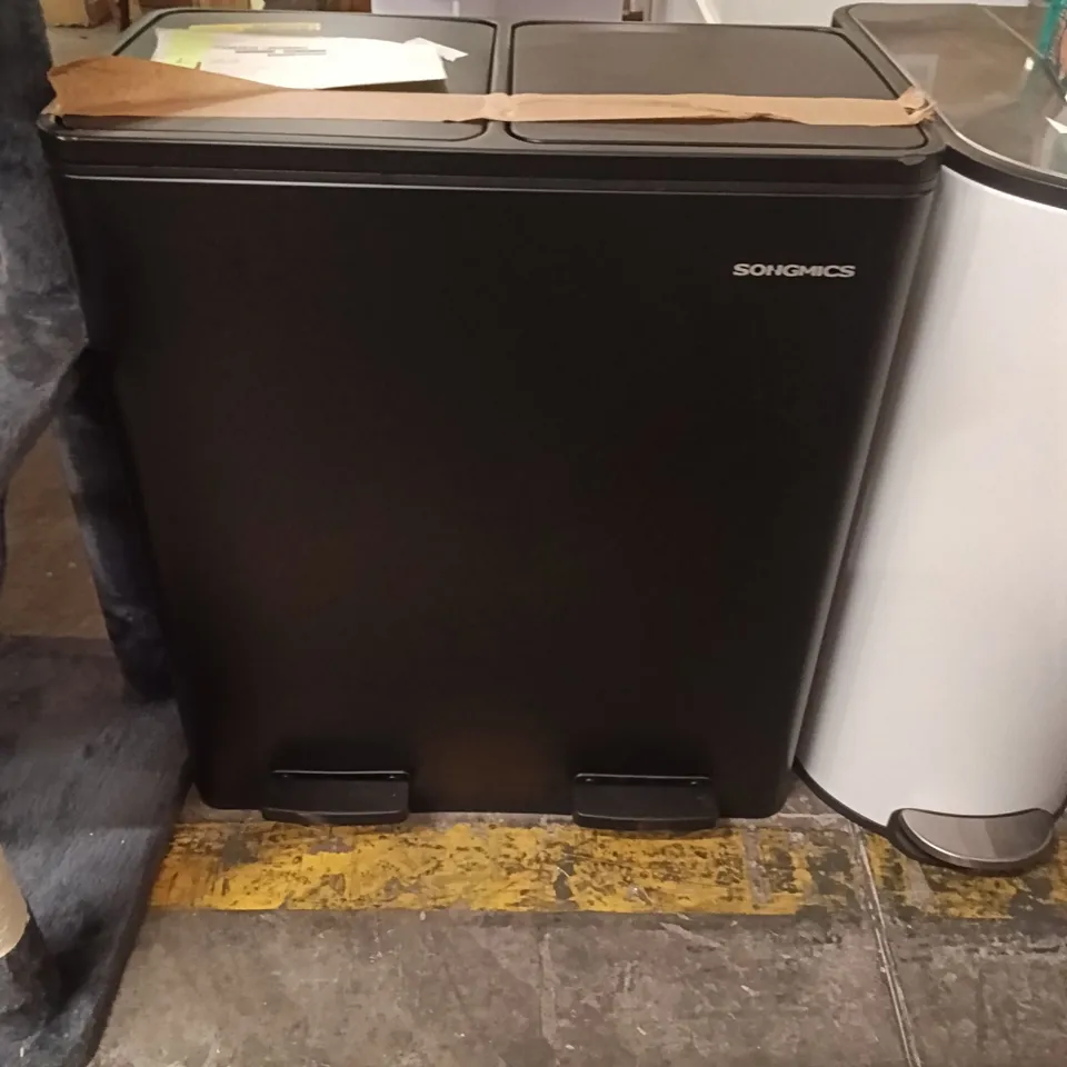SONGMICS TRASH CAM & RECYCLING - 60L - BLACK