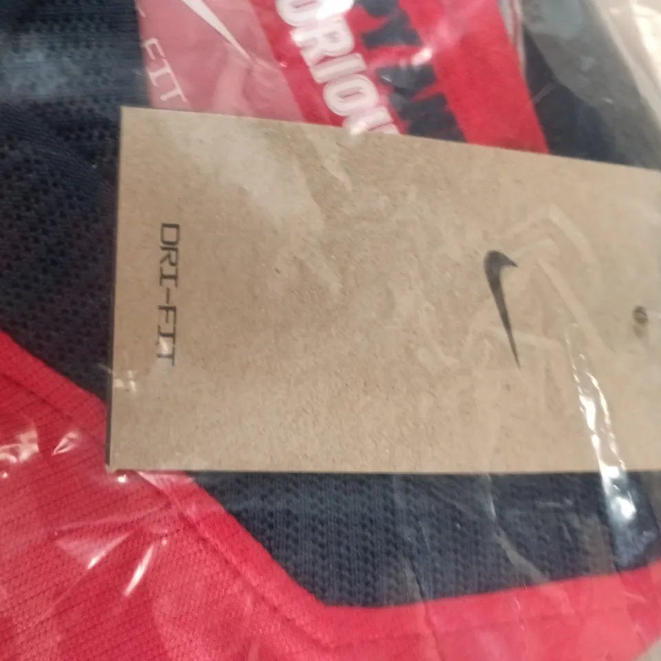 NIKE ENGLAND NATIONAL TEAM FOOTBALL SHIRT – RED, 2XL