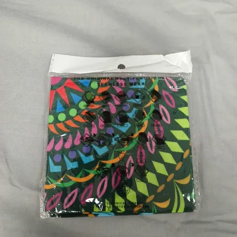 BOX OF APPROXIMATELY 90 THE ORIGINAL MULTIFUNCTIONAL SEAMLESS WEAR - GREEN MULTI