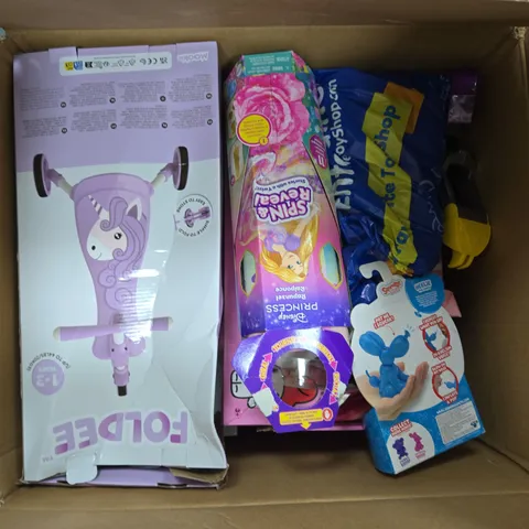 APPROXIMATELY 8 ASSORTED TOYS & GAMES PRODUCTS TO INCLUDE FOLDEE SCOOTER, SQUEAKEE DOG, DISNEY PRINCESS SPIN & REVEAL, ETC
