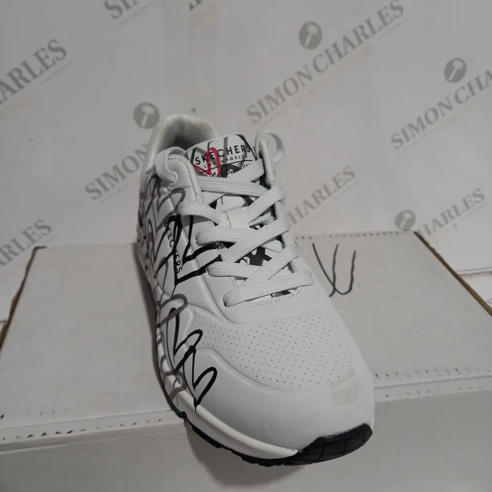 SKECHERS X JGOLDCROWN: UNO - SPREAD THE LOVE - UK SIZE 6.5