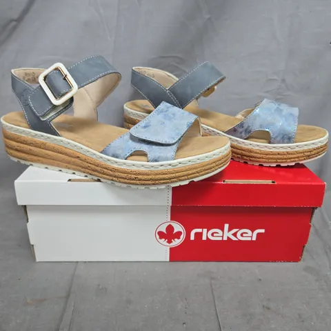 BOXED PAIR OF RIEKER OPEN TOE SANDALS IN BLUE SIZE 7.5