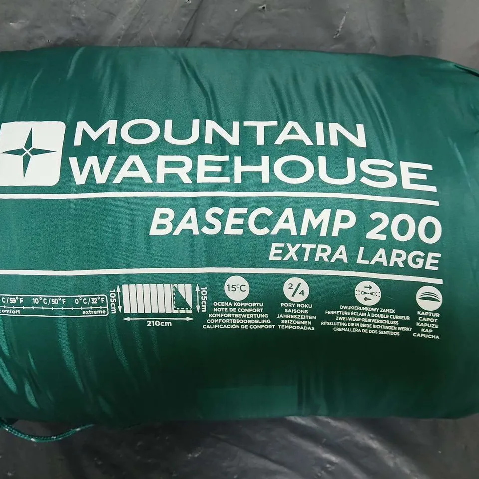 MOUNTAIN WAREHOUSE BASECAMP 200 EXTRA LARGE SLEEPING BAG GREEN