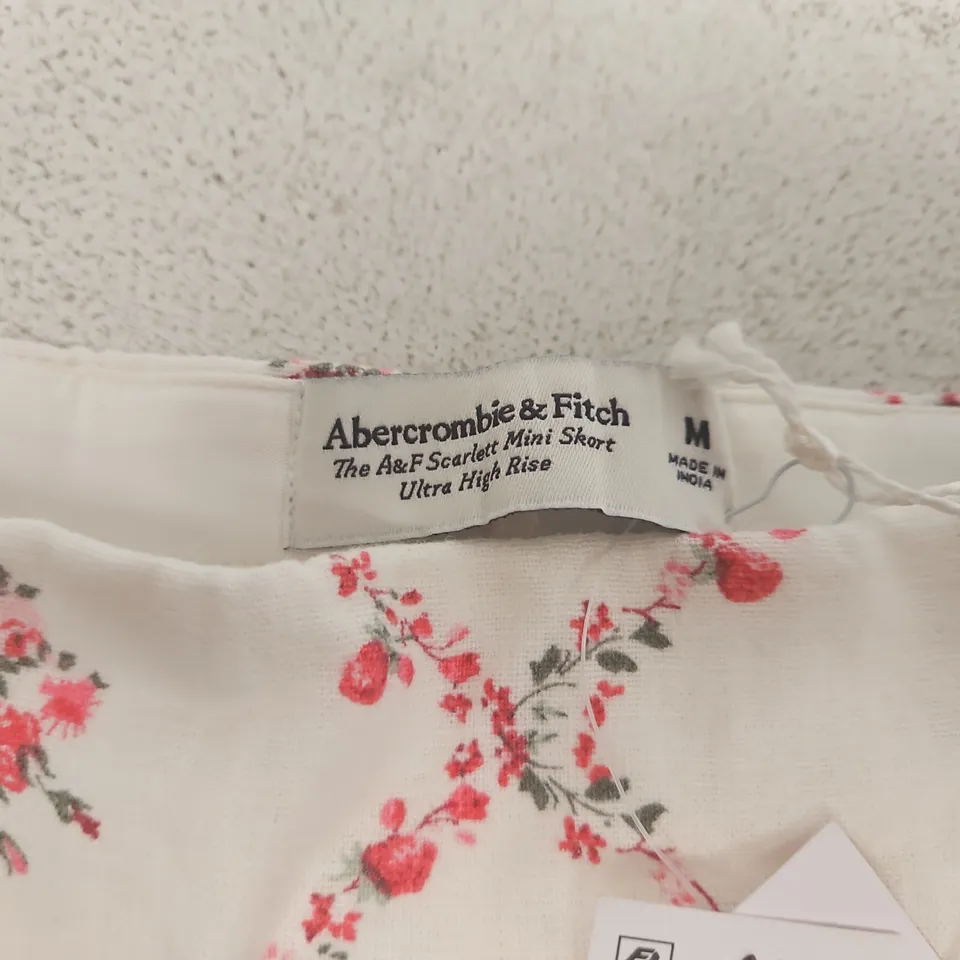 ABERCROMBIE & FITCH FLORAL SCARLET MINI SKIRT - ULTRA HIGH RISE - WOMEN'S M