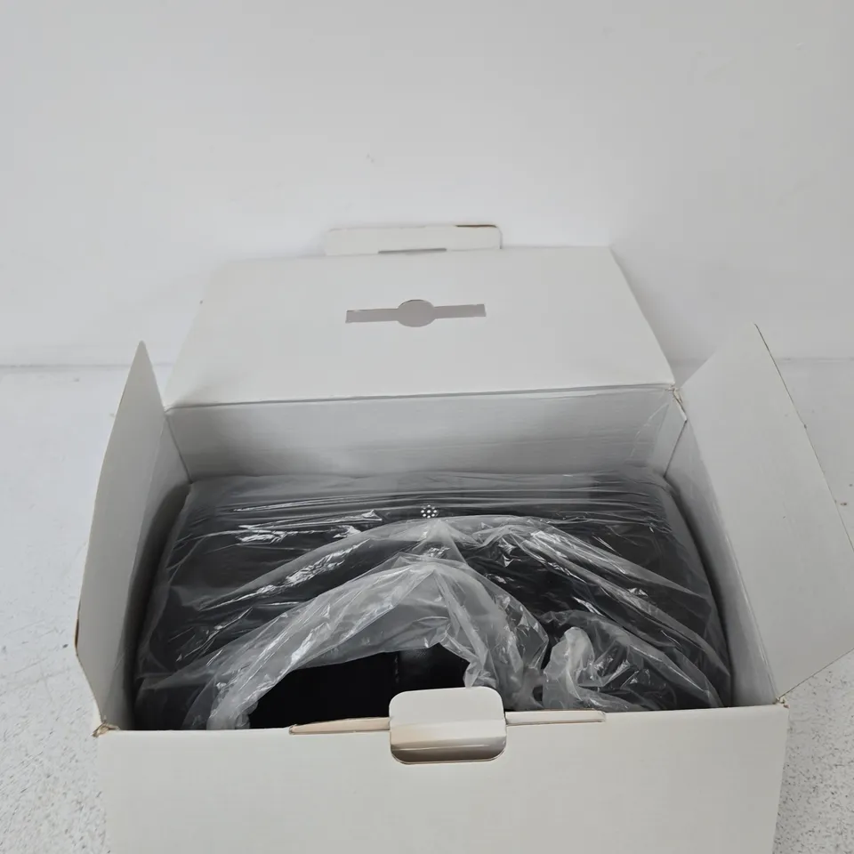 FOOT MASSAGER – MODEL X001, BOXED WITH INSTRUCTIONS