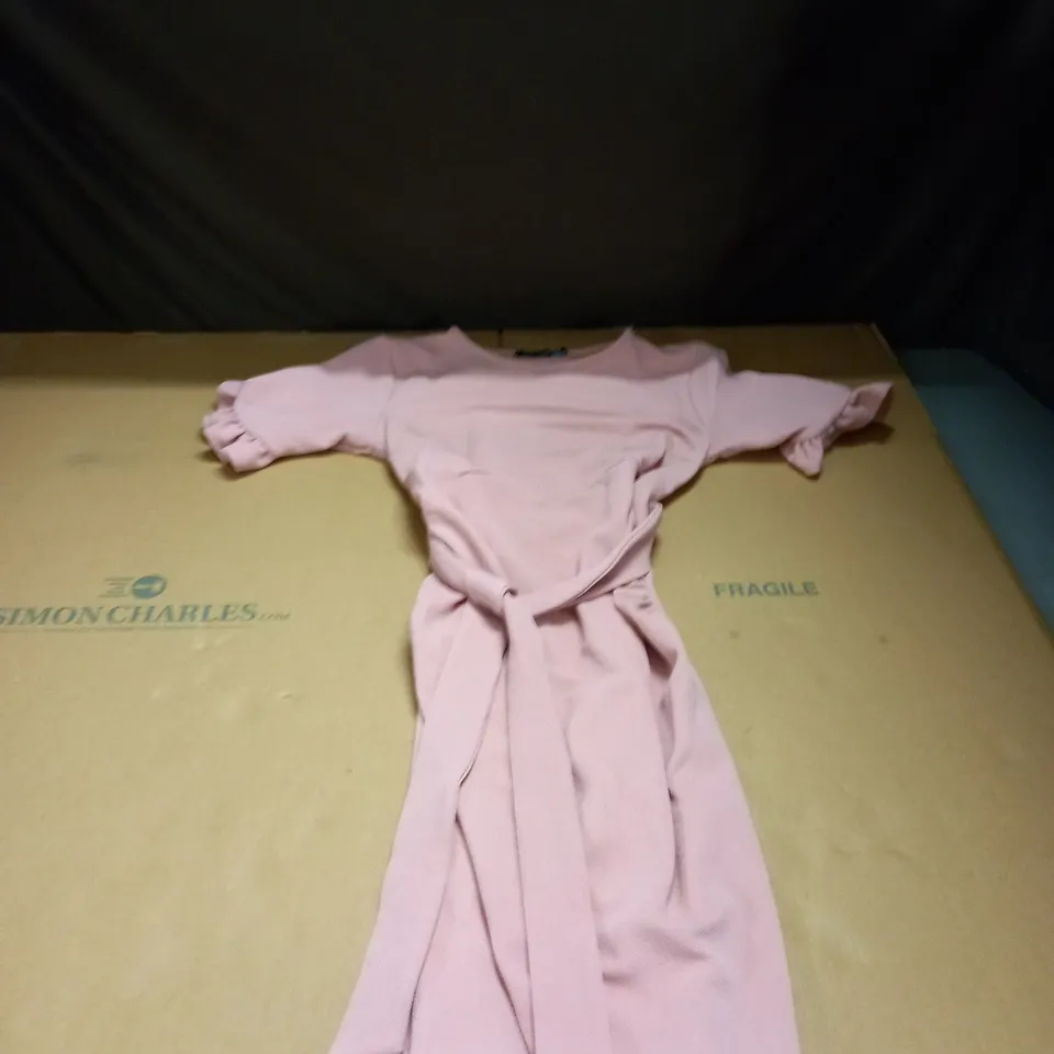 BOOHOO MATERNITY RUFFLE MIDI BODYCON DRESS IN ROSE SIZE 12