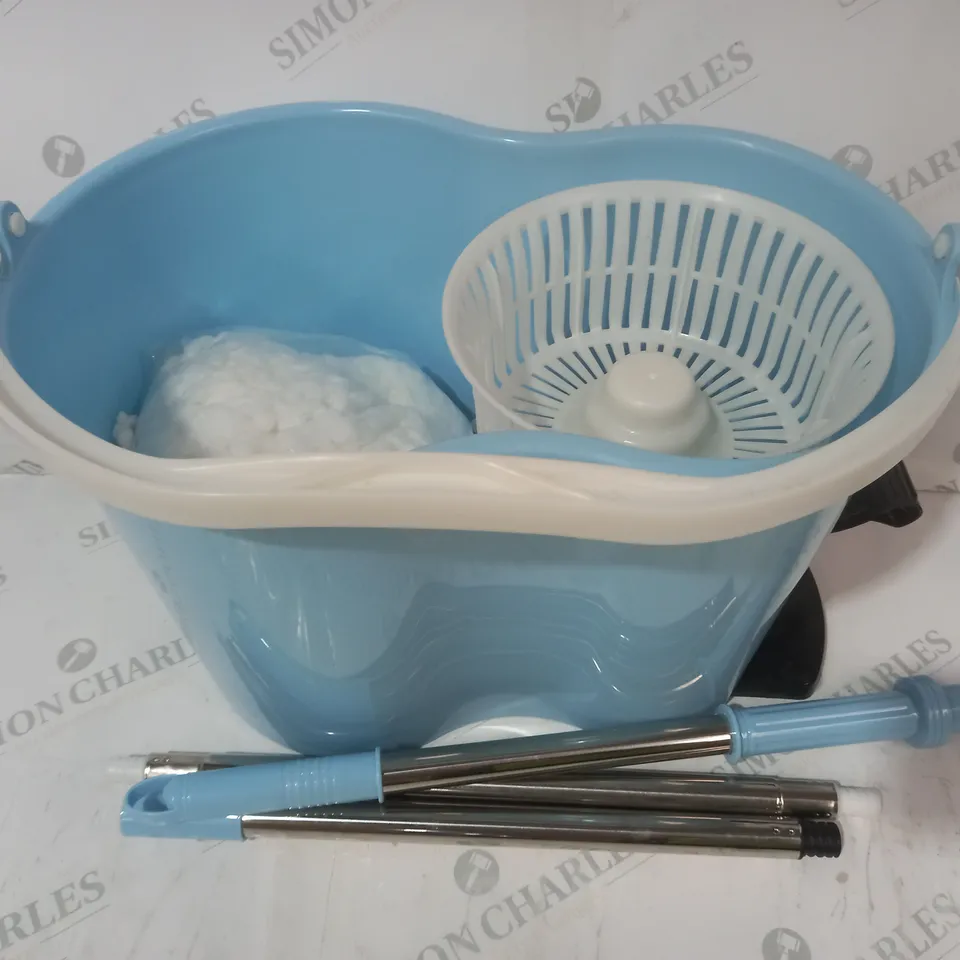 SPIN MOP & BUCKET IN AQUAMARINE