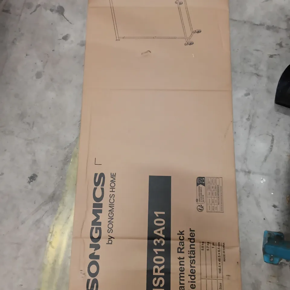 SONGMICS GARMENT RACK HSR013A01