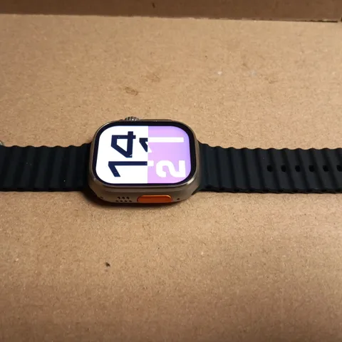 APPLE WATCH ULTRA WITH BLACK SPORT BAND