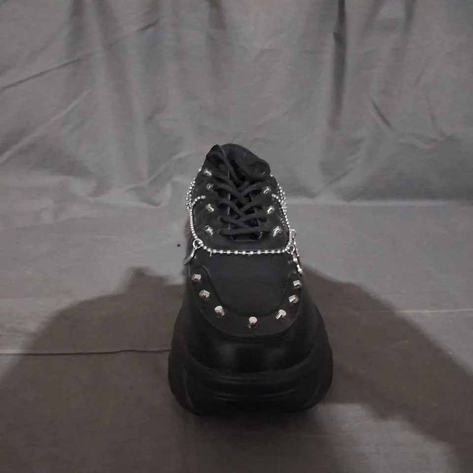 PAIR OF KOI LACE UP SHOES IN BLACK SIZE 9 
