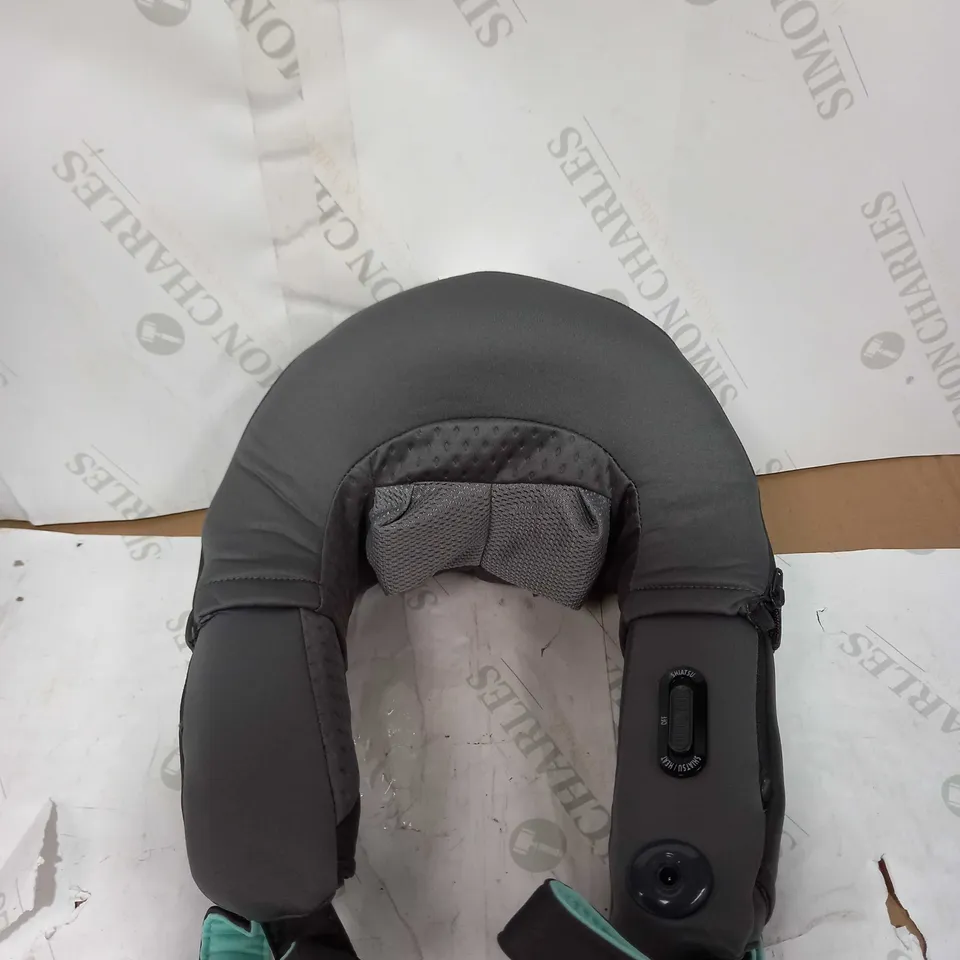 BOXED HOMEDICS SHIATSU NECK MASSAGER WITH HEAT