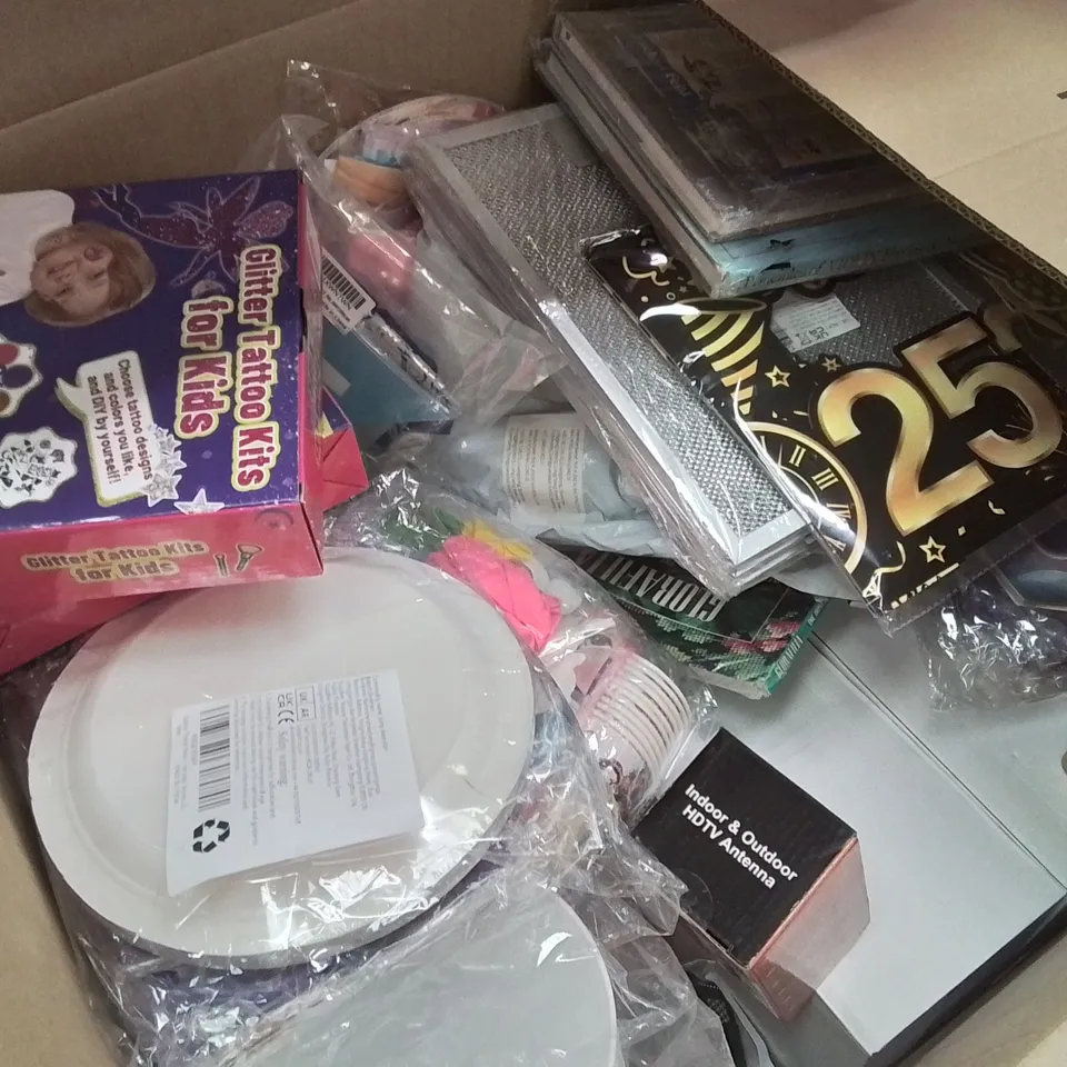 PALLET CONTAINING VARIOUS ASSORTED HOUSEHOLD ITEMS TO INCLUDE:  TATTOO KITS, TV AERIALS, PARTY BANNERS ETC.