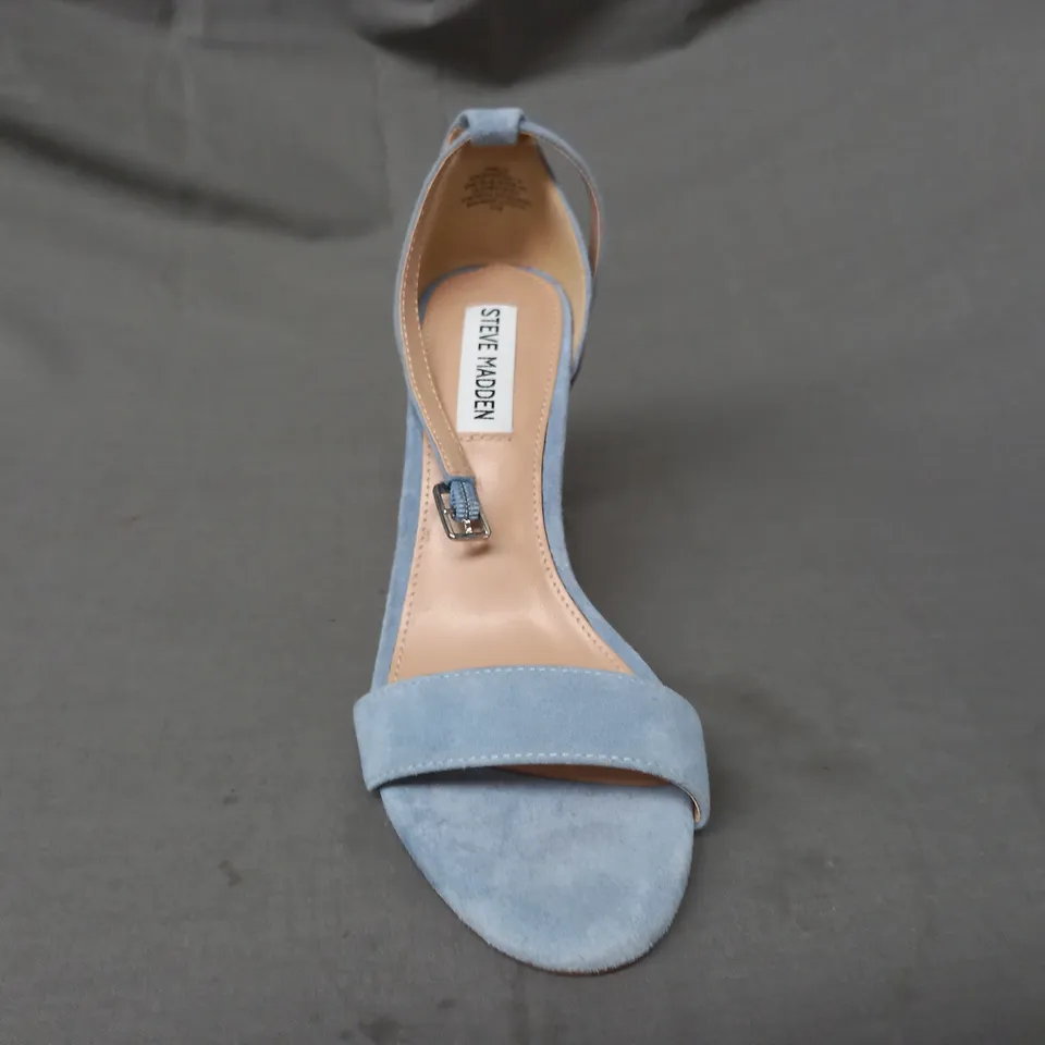 BOXED PAIR OF STEVE MADDEN JADELLE OPEN TOE SUEDE HEELED SANDALS IN PALE BLUE EU SIZE 36